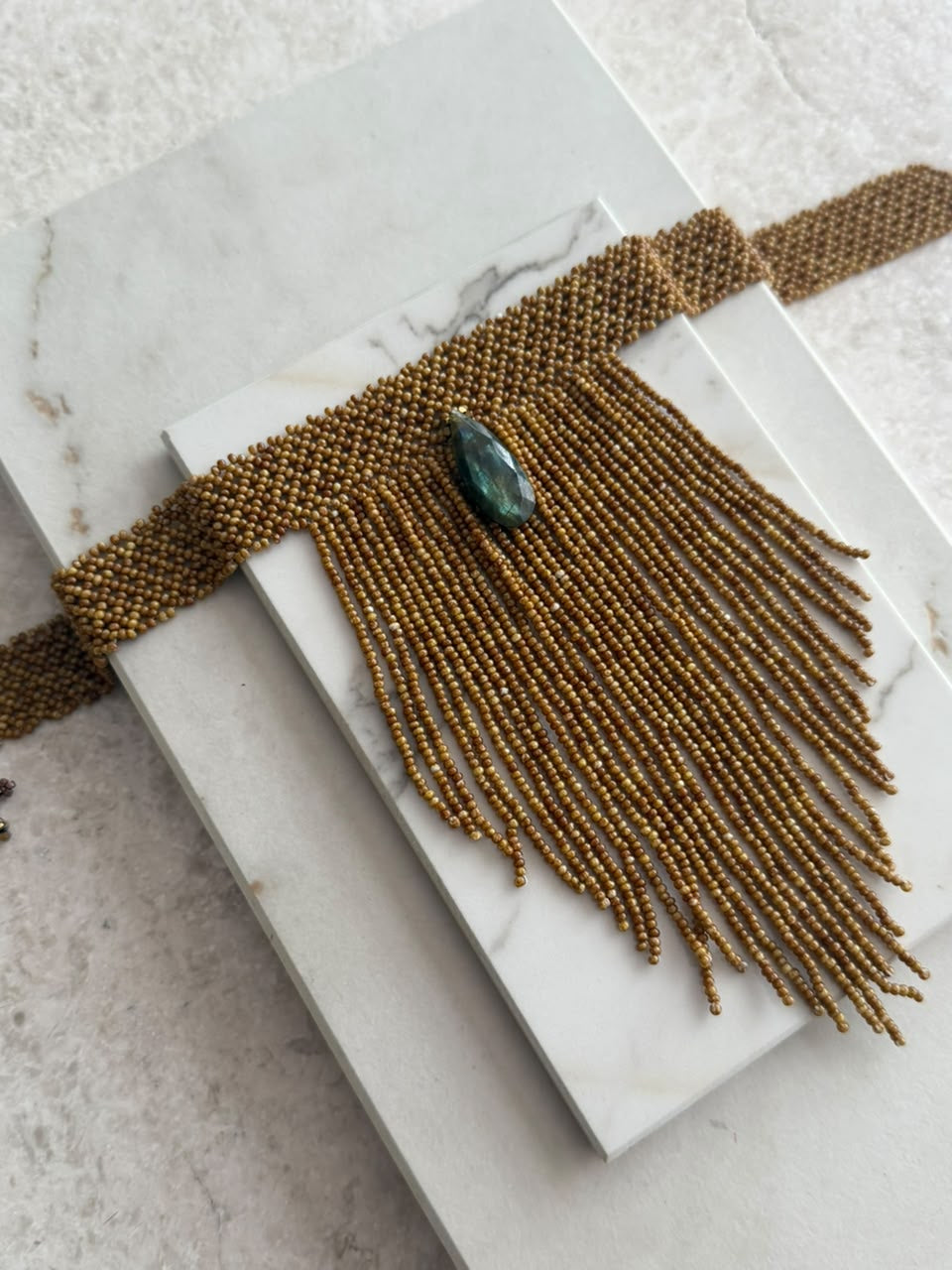 Choker medusa grande con piedra