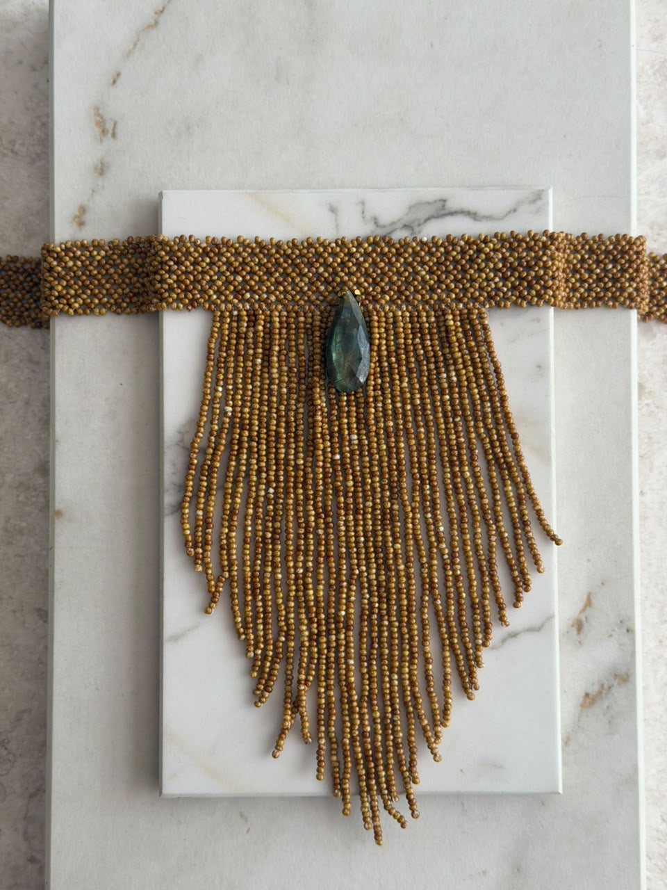 Choker medusa grande con piedra
