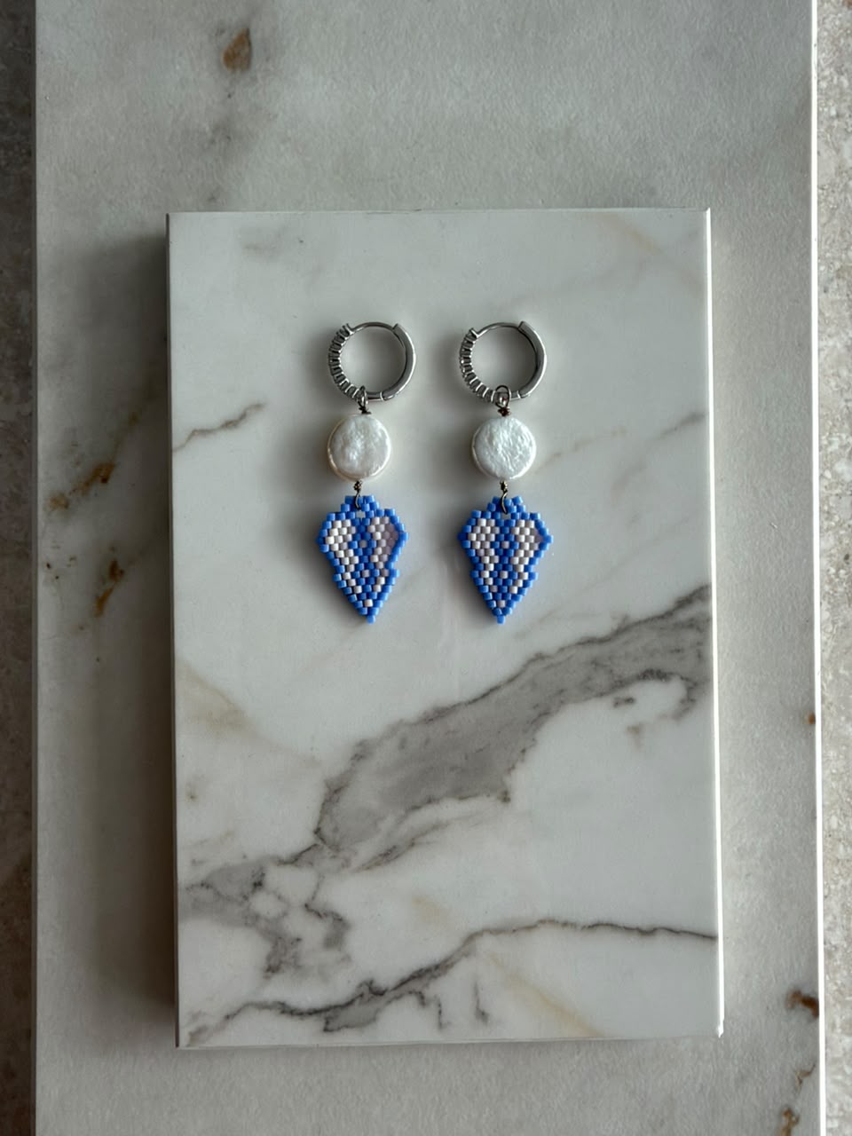 Aretes hoja espiga con perla