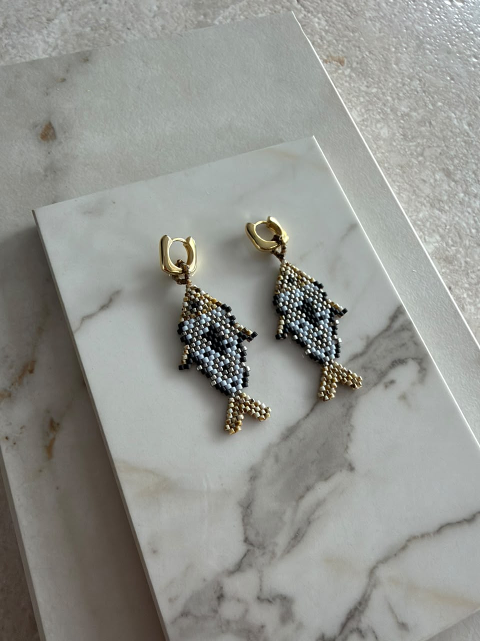 Aretes pez
