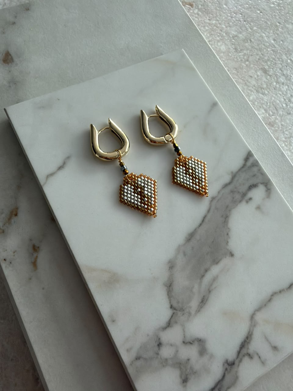 Aretes hoja espiga chica