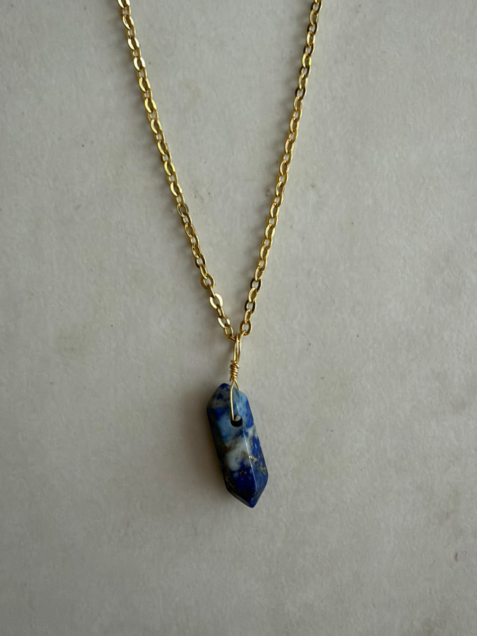 Collar con cuarzo azul