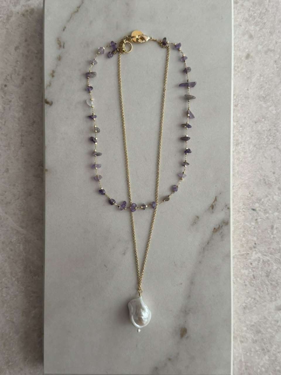 Collar doble cuarzos con perla barroca